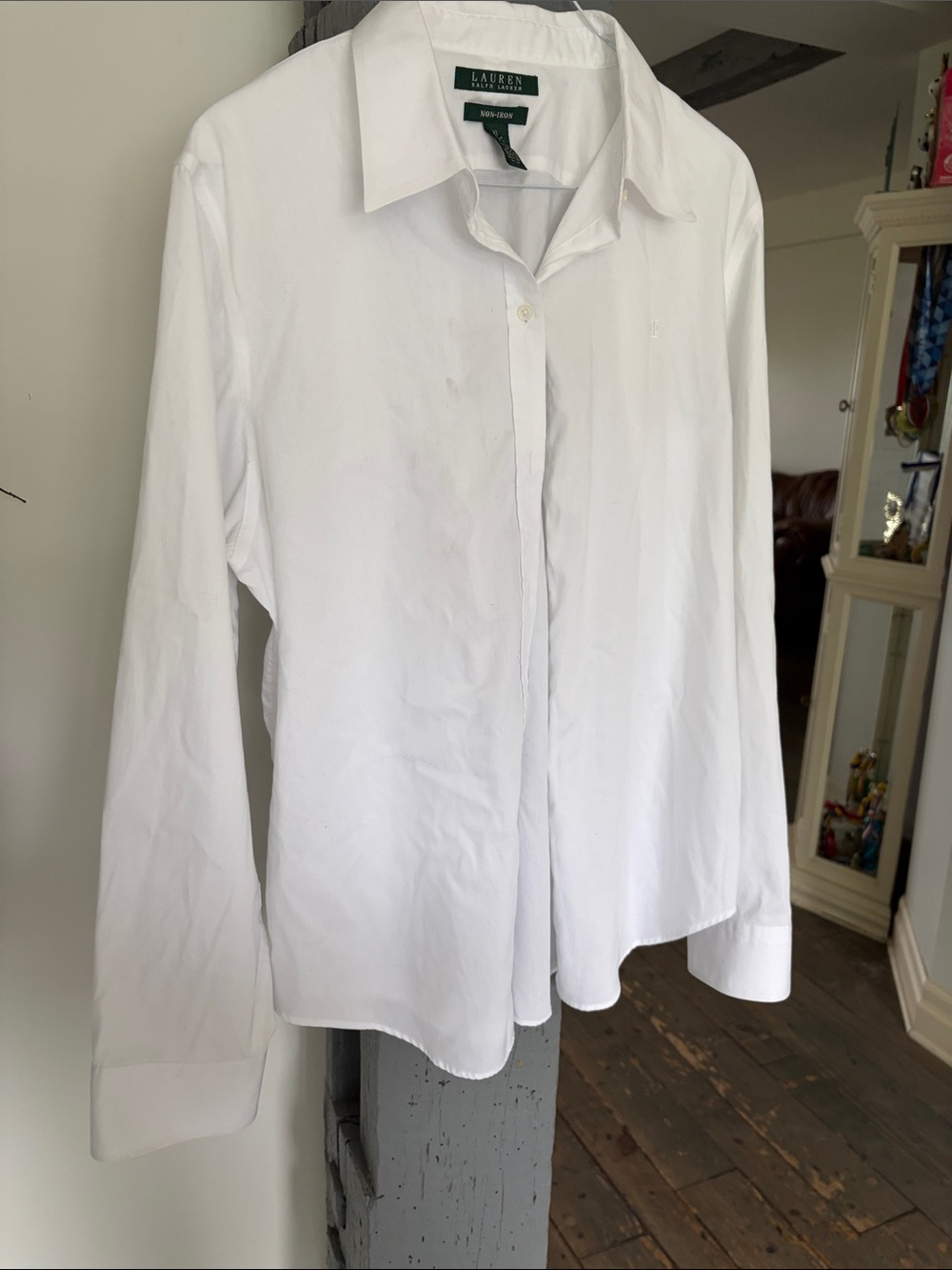 White WOMEN Button-Down Dress Shirt BY RALPH LAUREN - Picture 3 of 6